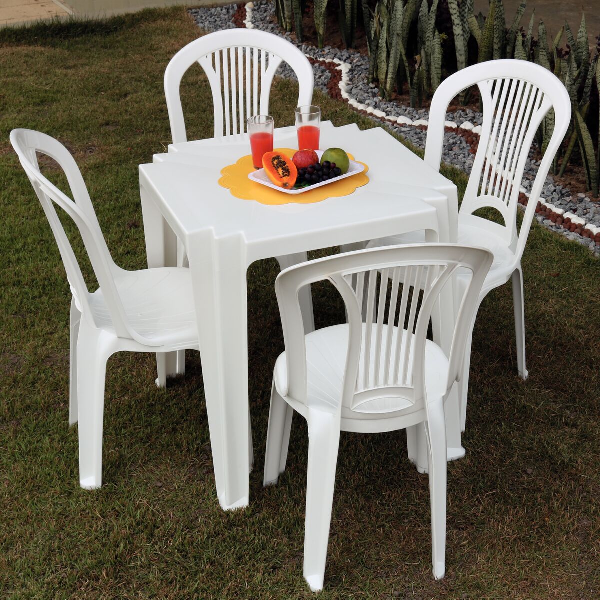 Conjunto de Mesa + 4 Cadeiras Plástico Tramontina — foto 14