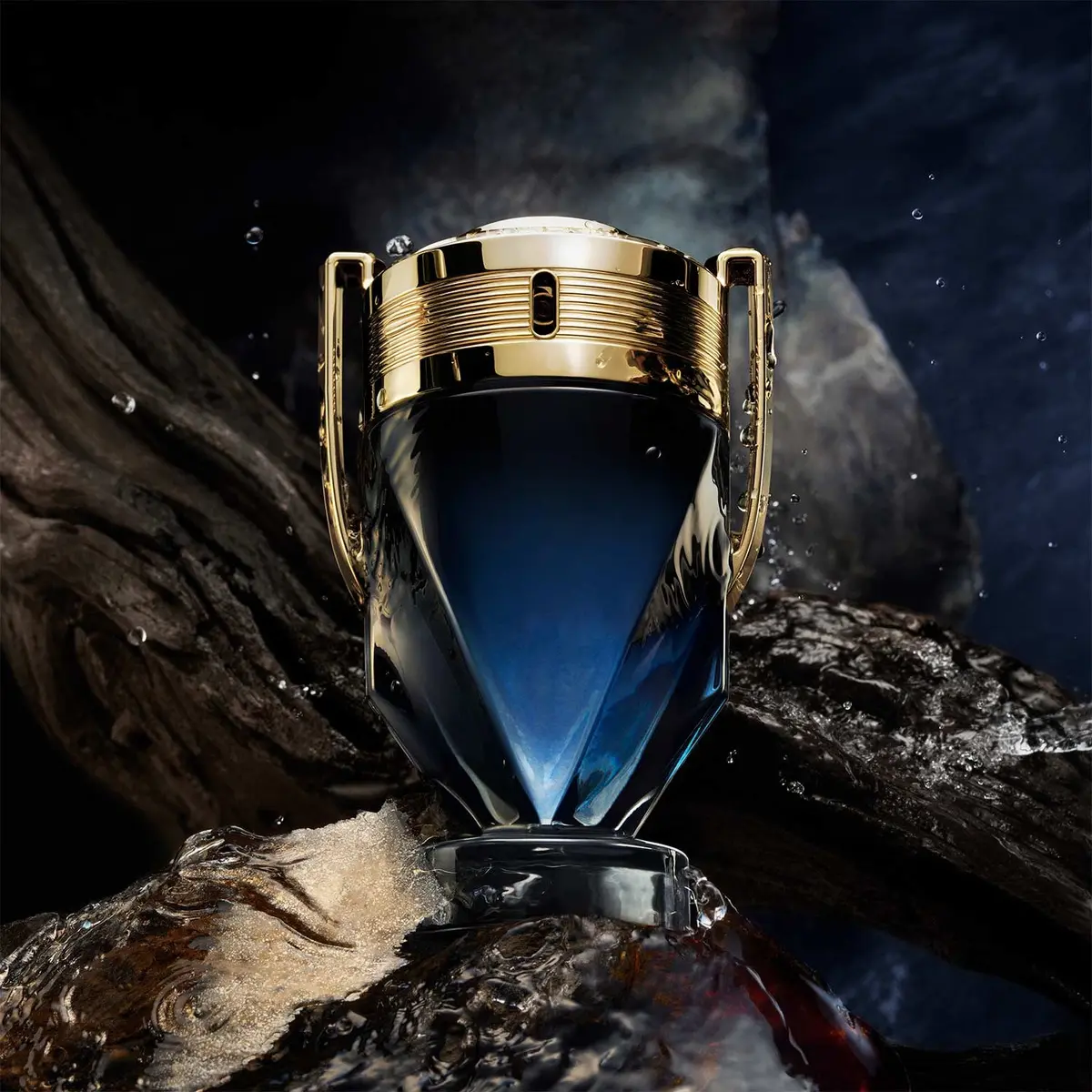 Perfume Rabanne Invictus Parfum 200 ml Masculino — foto 4